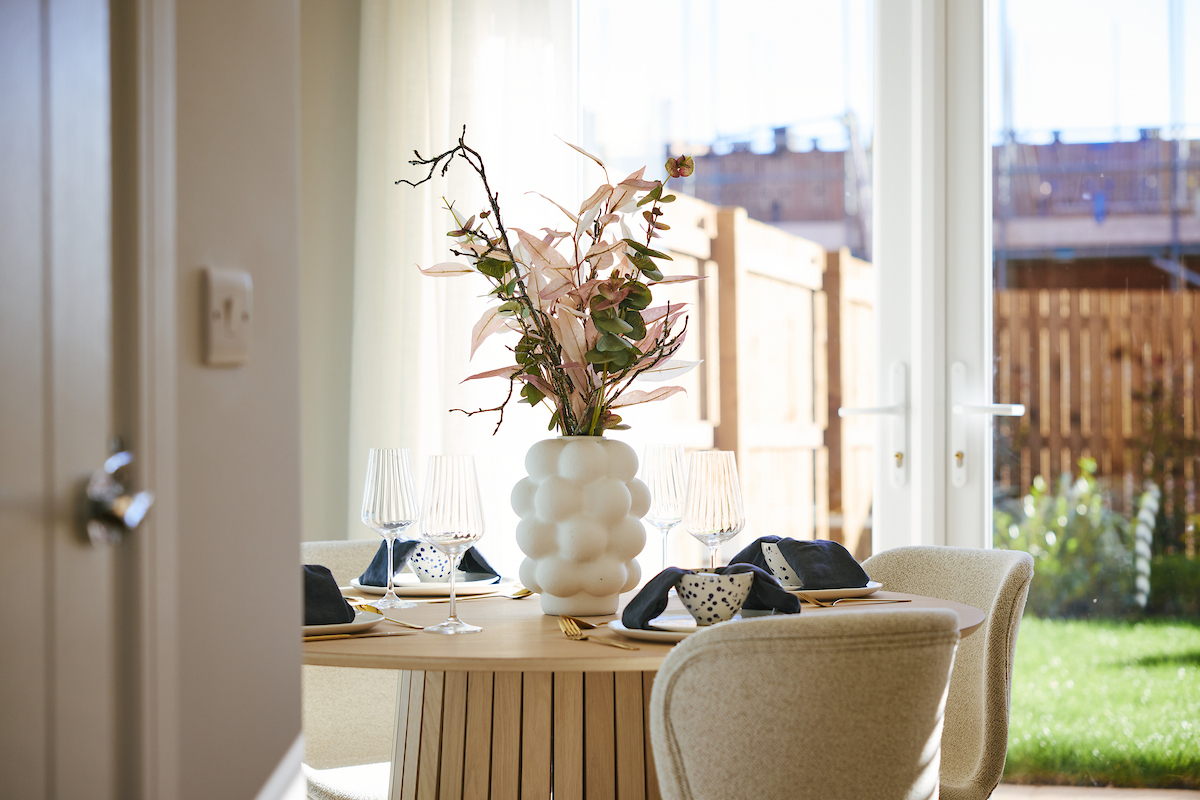 Outdoor Entertaining at Home, 10 Simple Ways to Make the Most of Summer